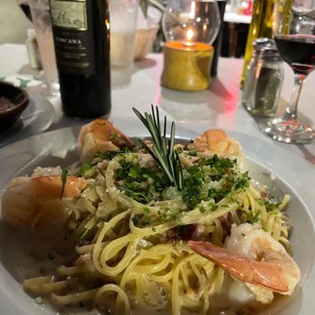 Trattoria Pampered Chef - Shrimp Linguini Alla Carbonara - Italian Near Me - Miami Lakes, Florida