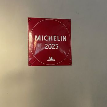 Mignonette - New American Near Me - Miami, Florida