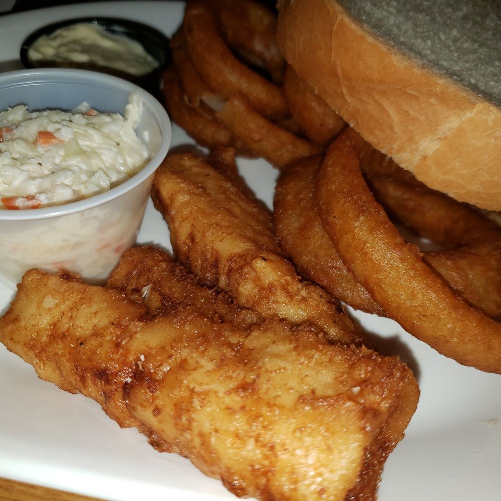 Union Park Tavern - Friday Fishfry - American Near Me - Kenosha, Wisconsin Union Park Tavern - Friday Fishfry - American Near Me - Kenosha, Wisconsin