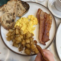 Leo Drink & Eat - Kids breakfast