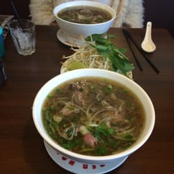 Ipho Noodle Bar - Got geed for pho, so I went searching @lavi