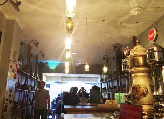 Catraio Craft Beer Shop & Bar by null