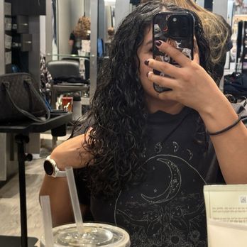 Trendsetter Salon & Day Spa - Curly cut by Jules - Nail Salons Near Me - Highland, California