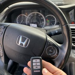 Highlands Locksmith - 2016 Honda Civic - All keys lost, new smart key 4 buttons added