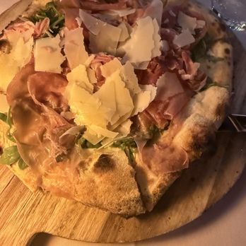 n10 Los Angeles - Prosciutto Pizza - Italian Near Me - Los Angeles, California