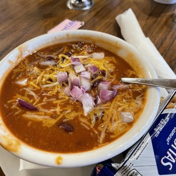 Doug's Diner -Windsor - Chili soup - Breakfast & Brunch Near Me - Windsor, Colorado