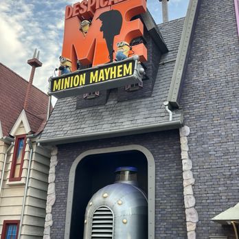 Universal Studios Hollywood - Amusement Parks Near Me - Universal City, California