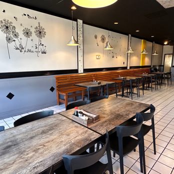Duck Palace - the dining area of the restaurant - Chicken Wings Near Me - Diamond Bar, California Duck Palace - the dining area of the restaurant - Chicken Wings Near Me - Diamond Bar, California