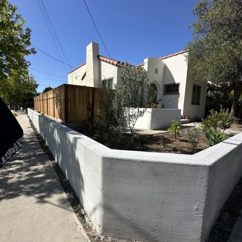 RL Construction - Concrete retaining wall - Landscaping Near Me RL Construction - Concrete retaining wall - Landscaping Near Me