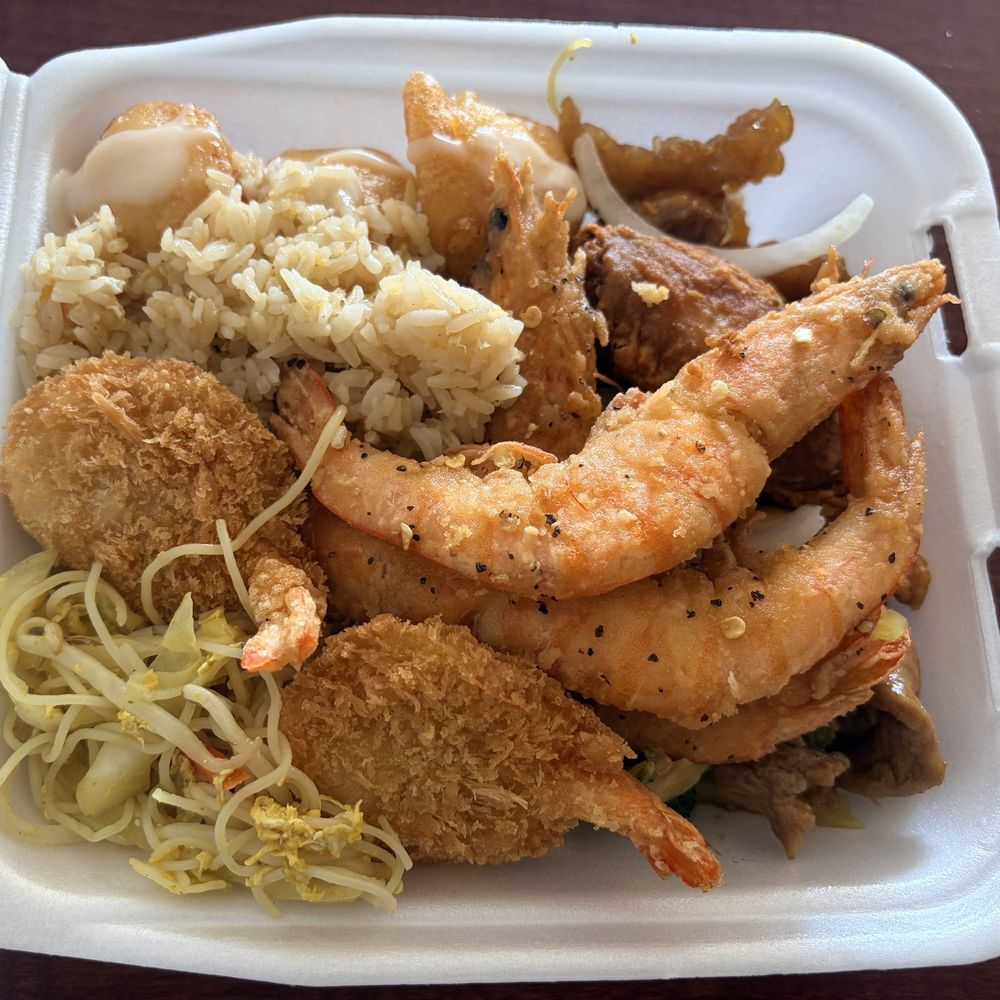 Spicy Bowl - About 1.15 lbs, lots of shrimp! - Chinese Near Me - Corona, California