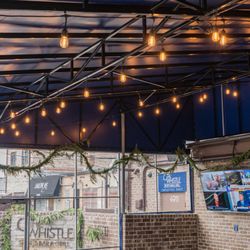 Universal Awnings & Signs