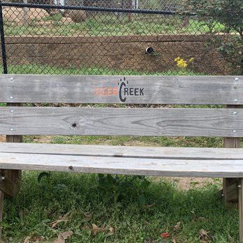 Tiger Creek Animal Sanctuary - Community Service/Non-Profit Near Me - Tyler, Texas