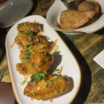 Calle Dao - Bryant Park - CRISPY WINGS - Cuban Near Me - New York, New York