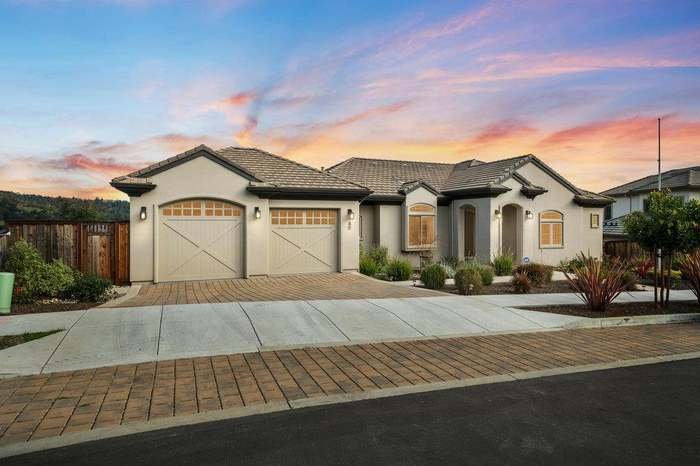 Slide of Pleasure Point Roofing