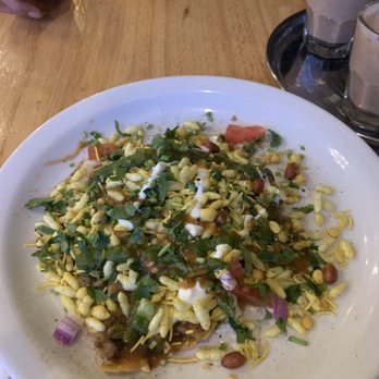 Chiya Chai Cafe - Samosa chaat - Coffee & Tea Near Me - Chicago, Illinois