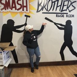 Smash Brothers NY - Rage Room - Decor