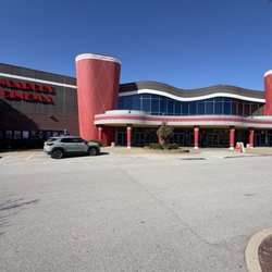 Marcus St. Charles Cinema - Front does not face First Capitol.