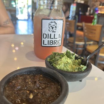 Dilla Libre Dos - Guacamole and Chips Dragons Blood Agua Fresca - Mexican Near Me - Scottsdale, Arizona
