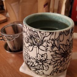 Abeille Voyante Tea Co. - Lost Maples Yaupon tea