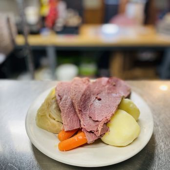 Chelby's food and drink - Happy st Patrick's Corned beef dinner Cabbage,potatoes,carrots,turnips - Pizza Near Me - Manchester, New Hampshire Chelby's food and drink - Happy st Patrick's Corned beef dinner Cabbage,potatoes,carrots,turnips - Pizza Near Me - Manchester, New Hampshire