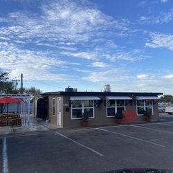 La Pasadita - Outdoor seating, large parking