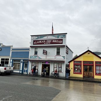 Klondike Doughboy - Desserts Near Me - Skagway, Alaska