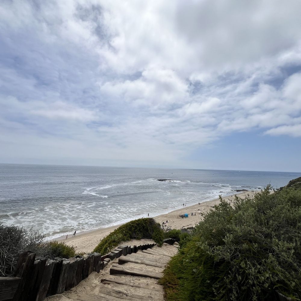 Crystal Cove State Park - Stairway down to the beach from the parking lot, a bit steep and uneven in places - Parks Near Me - Laguna Beach, California Crystal Cove State Park - Stairway down to the beach from the parking lot, a bit steep and uneven in places - Parks Near Me - Laguna Beach, California
