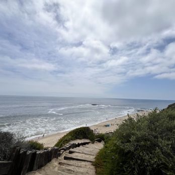Crystal Cove State Park - Stairway down to the beach from the parking lot, a bit steep and uneven in places - Parks Near Me - Laguna Beach, California
