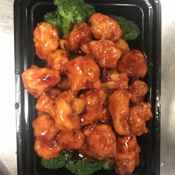 China House - Ganeral Tso's chicken - Chinese Near Me - Moosup, Connecticut