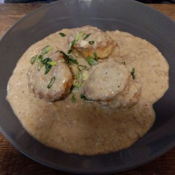 Oaks Eatery - Biscuit and gravy - Breakfast & Brunch Near Me - Three Oaks, Michigan