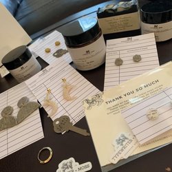 Typewriter and Moss - Some products she has in her shop !
