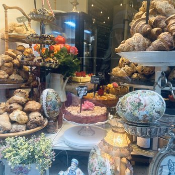 De Laatste Kruimel - Coffee & Tea Near Me - Amsterdam, New Hampshire