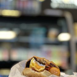 Who Has It Cafe - Breakfast Sandwich !!