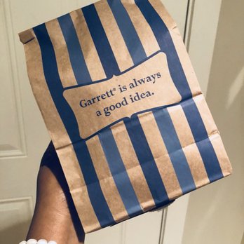 Garrett Popcorn Shops - Popcorn Shops Near Me - Chicago, Illinois