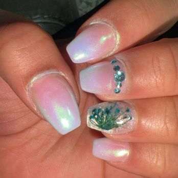 Bliss Nails Studio - Nail Salons Near Me - Pittsfield, Massachusetts