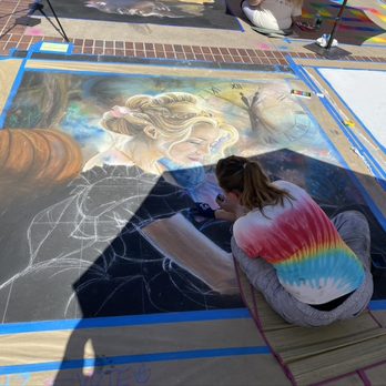 Pasadena Chalk Festival - Lovely young woman - Festivals Near Me - Pasadena, California