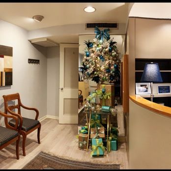 Carlos Valdes, DMD - Holidays 2019 - Cosmetic Dentists Near Me - New York, New York