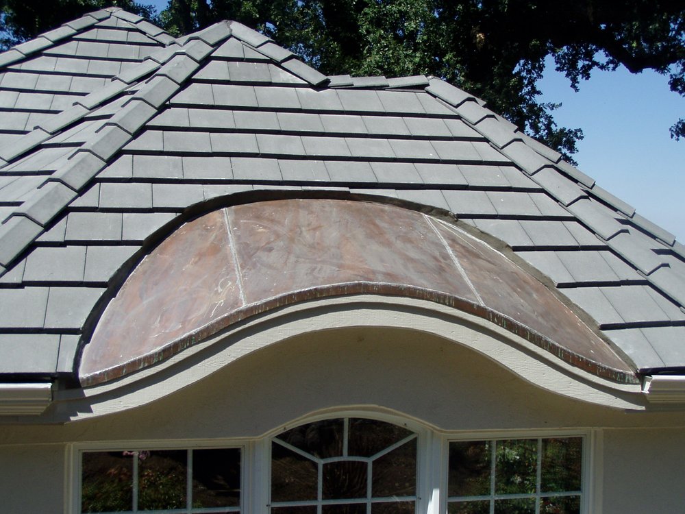 Slide of Sierra Roofing and Solar