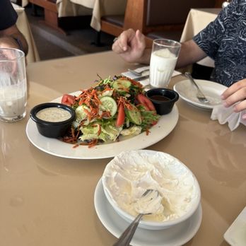 Javan Restaurant - Persian/Iranian Near Me - Los Angeles, California