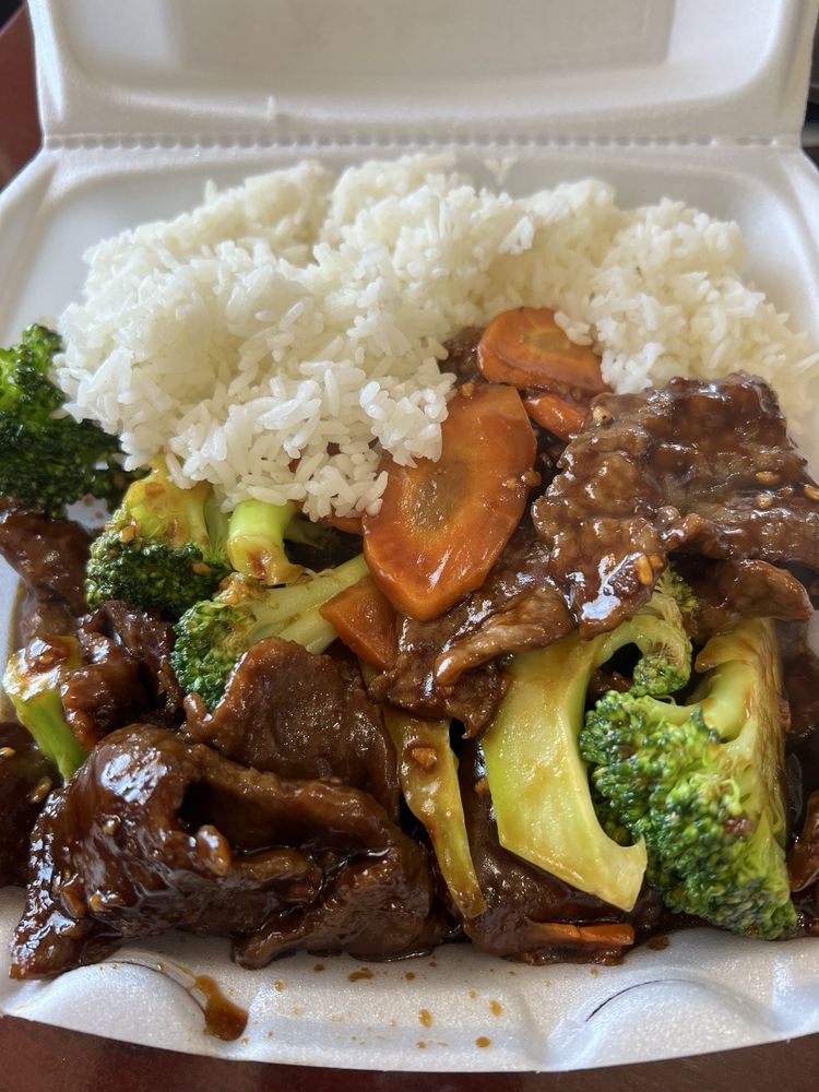 Food from Lucky Star Chinese Express