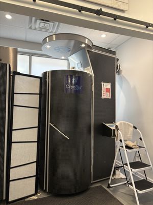 The CryoBar West Loop