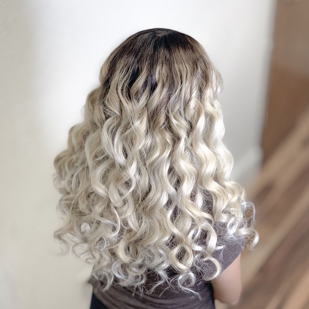 PLATINUM BLACK SALON Updated October 2024 23 Photos 219 Central