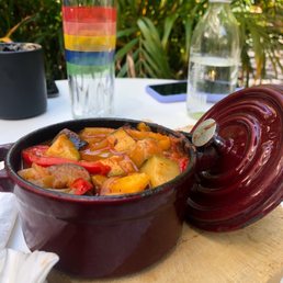 Ratatouille in a little ceramic pot which feels for kids but is actually very filling Ratatouille in a little ceramic pot which feels for kids but is actually very filling