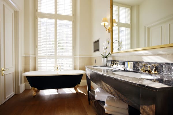 The Kensington Hotel by null