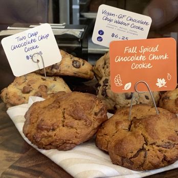 Levain Bakery - Bakeries Near Me - Venice, California