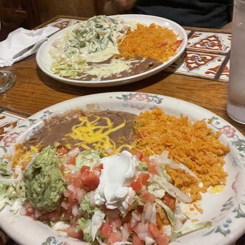Azteca Mexican Restaurant - Deluxe Burritos and chicken con crema - Mexican Near Me - Charlotte, North Carolina Azteca Mexican Restaurant - Deluxe Burritos and chicken con crema - Mexican Near Me - Charlotte, North Carolina