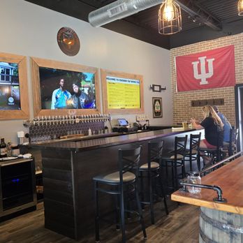Firebird Tap House - Interior - Beer Bar Near Me - Nashville, Indiana Firebird Tap House - Interior - Beer Bar Near Me - Nashville, Indiana