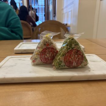Taz Matcha - red bean and matcha Rice Krispies - Cafes Near Me - Seattle, Washington Taz Matcha - red bean and matcha Rice Krispies - Cafes Near Me - Seattle, Washington