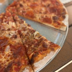 Bob's Pizzeria - Pepperoni sausage bacon and onions