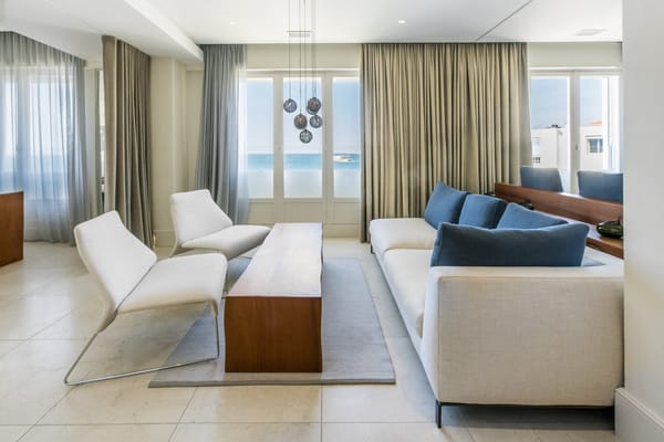 Le Petit Nice Passedat - Hôtel 5 étoiles Relais & Châteaux by null